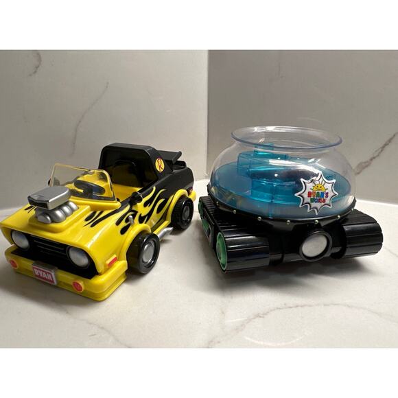 Set of 2 Ryan’s World Pull Back Vehicles Race Rod Underwater Scuba - Picture 1 of 7
